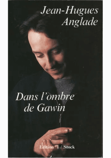 Dans l'ombre