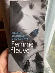 Femme qui fuit