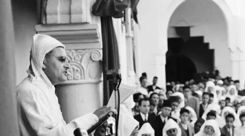 مرءاة الدسائس في محنة الاستعمار المزالة بفضل الله وعبده محمد الخامس